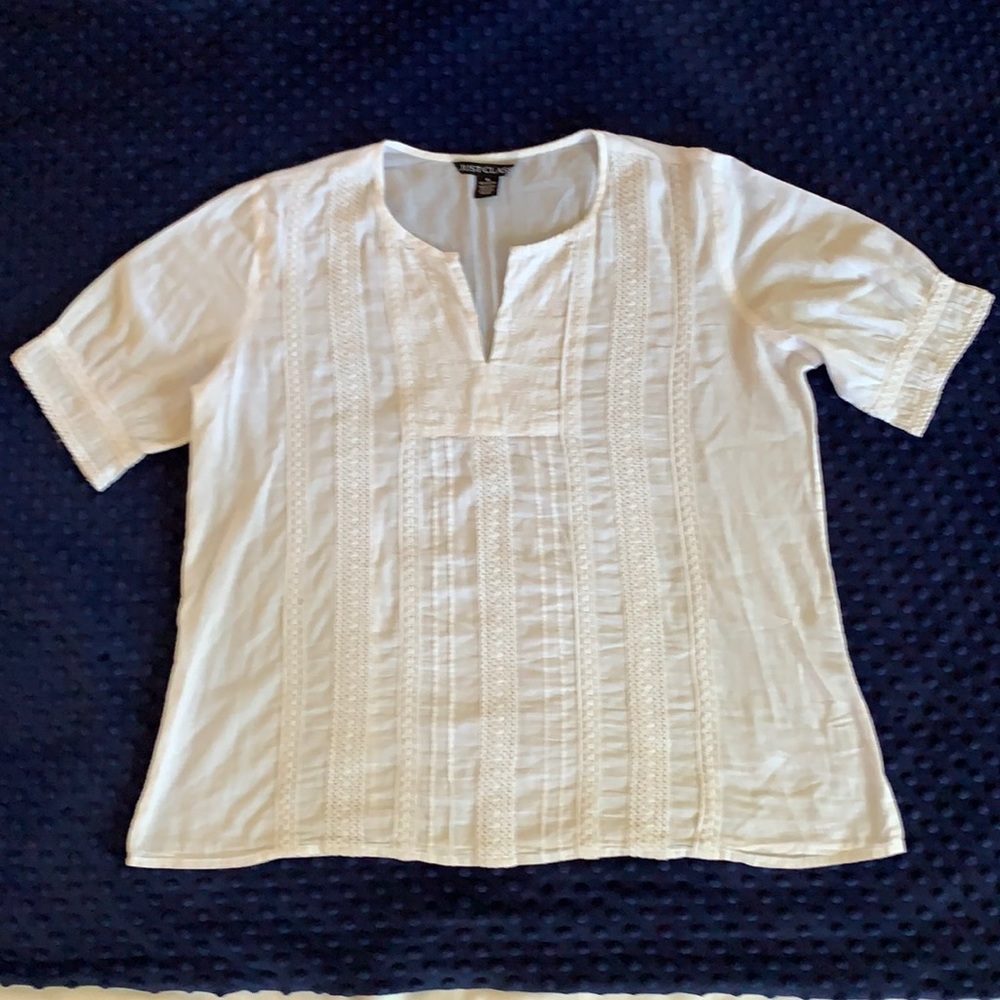 Just Class Embroidered top